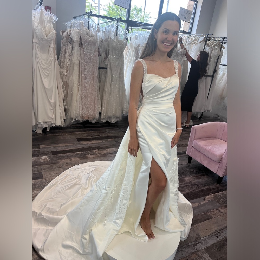 Enzoani wedding dress